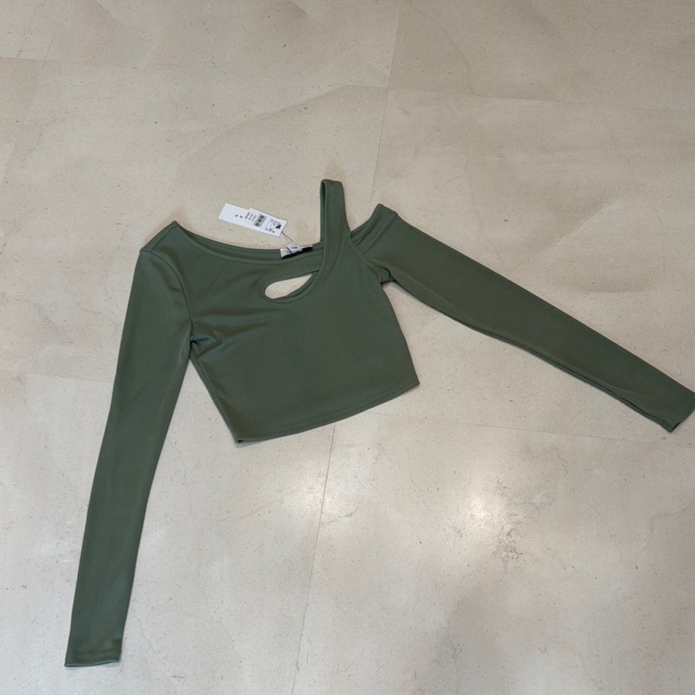 Topshop New Olive Green Cut-Out Long Sleeve Top